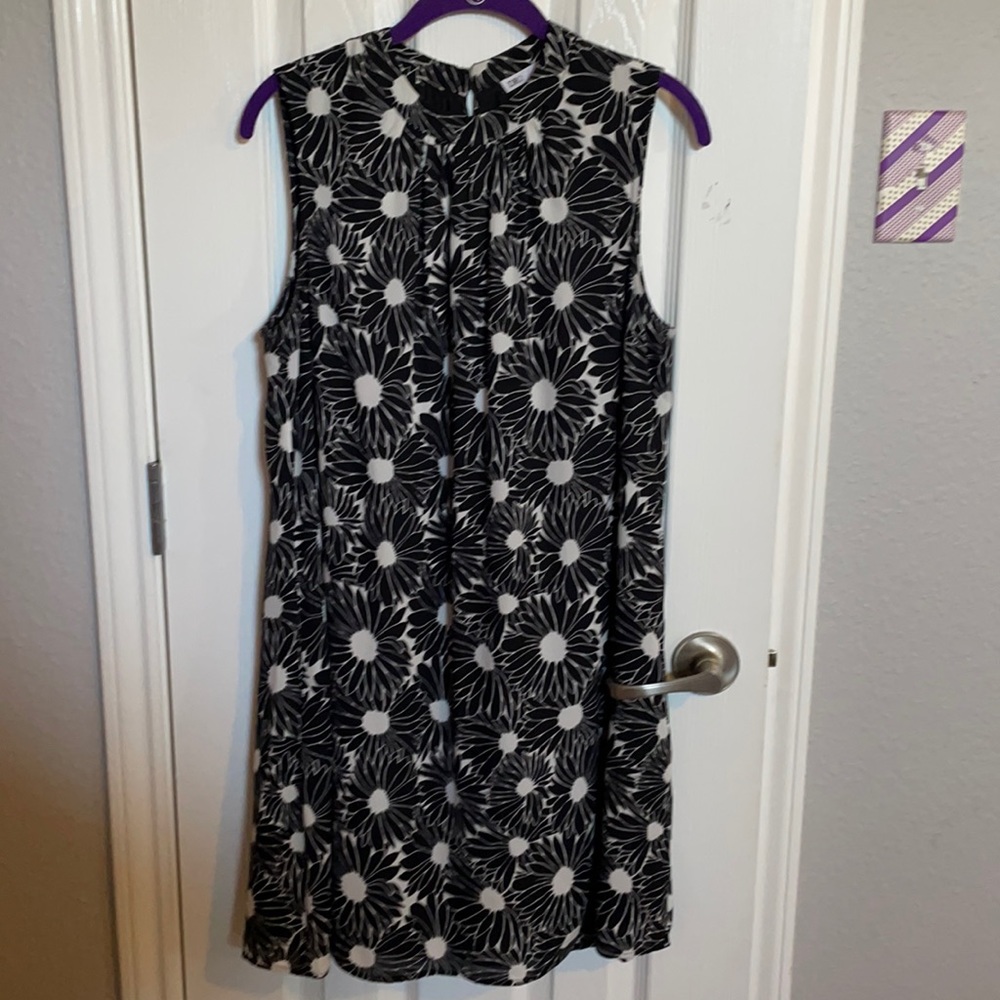 black & white floral dress